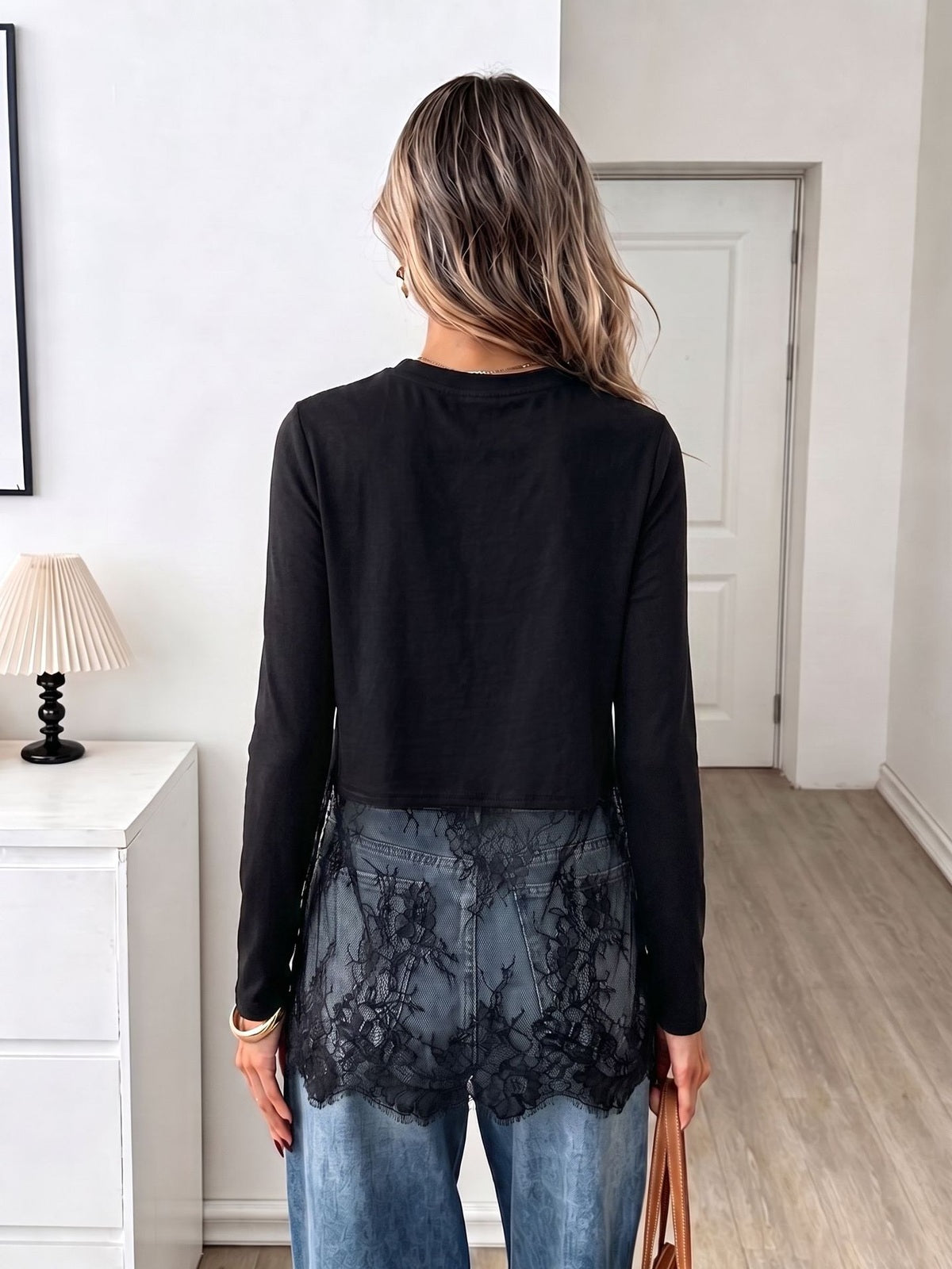 Lace Panel Cropped Long Sleeve T-Shirt