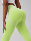 ZASUWA Female Ribbed Scrunch Bum Leggings