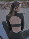 ZASUWA Female Unique Shell Lace Backless Long Sleeves