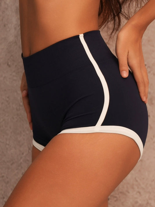 ZASUWA Female Contrast Color High-rise Shorts
