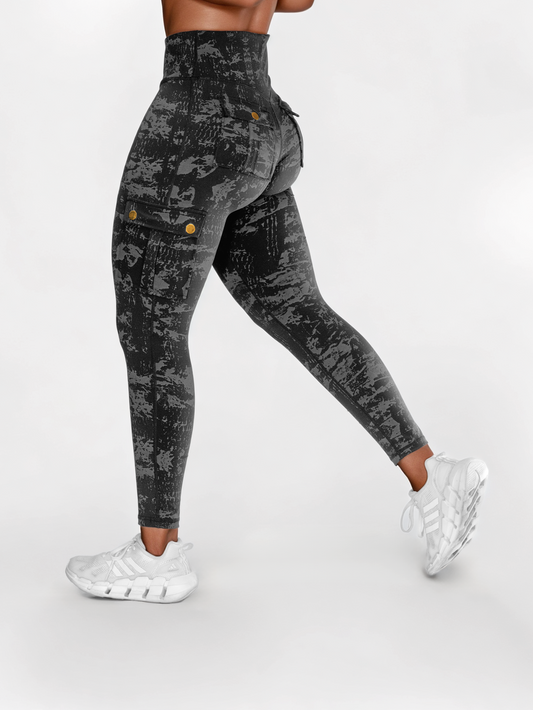 ZASUWA Female Unique Print Pocket Cargo Leggings