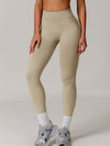 ZASUWA Female Seamless Solid Color Elastic Tight Push Up Design Leggings