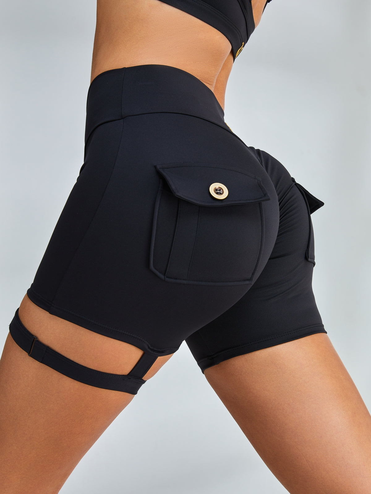Unique Cut Out Pocket Mesh Scrunch Bum Spandex Gym Booty Shorts