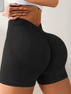 ZASUWA Female Deep V Back Scrunch Bum Seamless Shorts