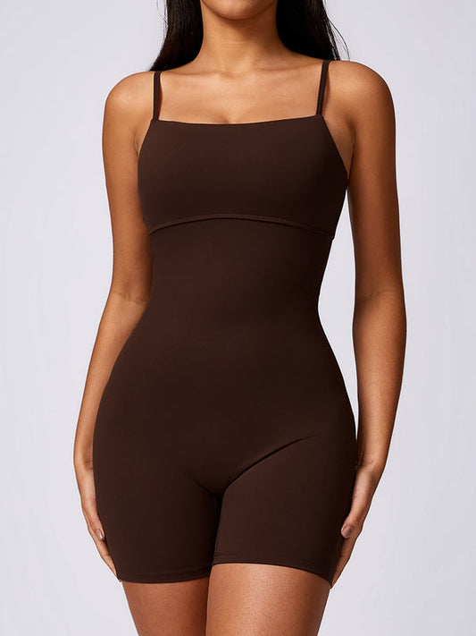 ZASUWA Female Backless Scrunch Bum Romper