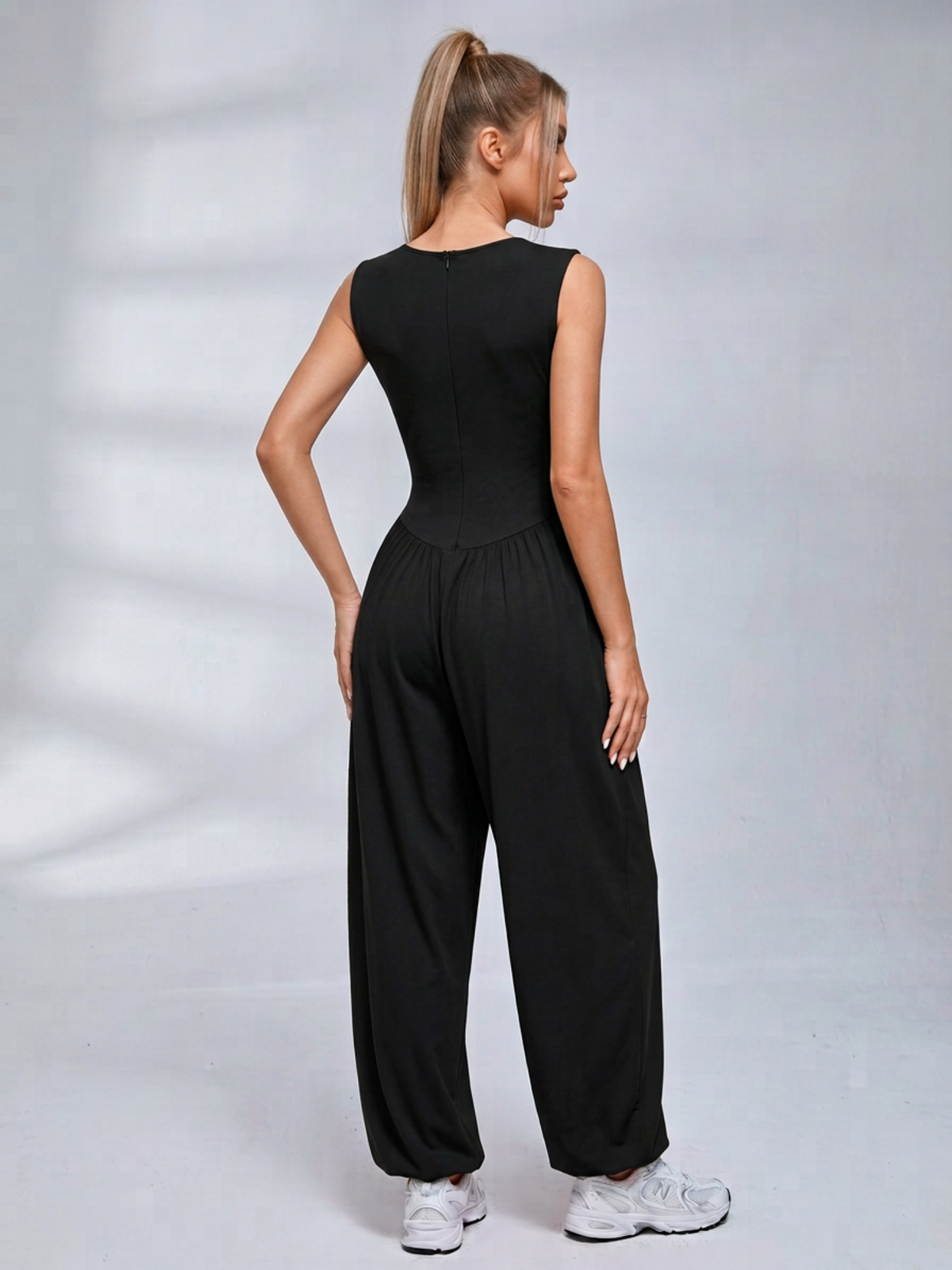 Stretchy Casual Sleeveless Long Jumpsuit