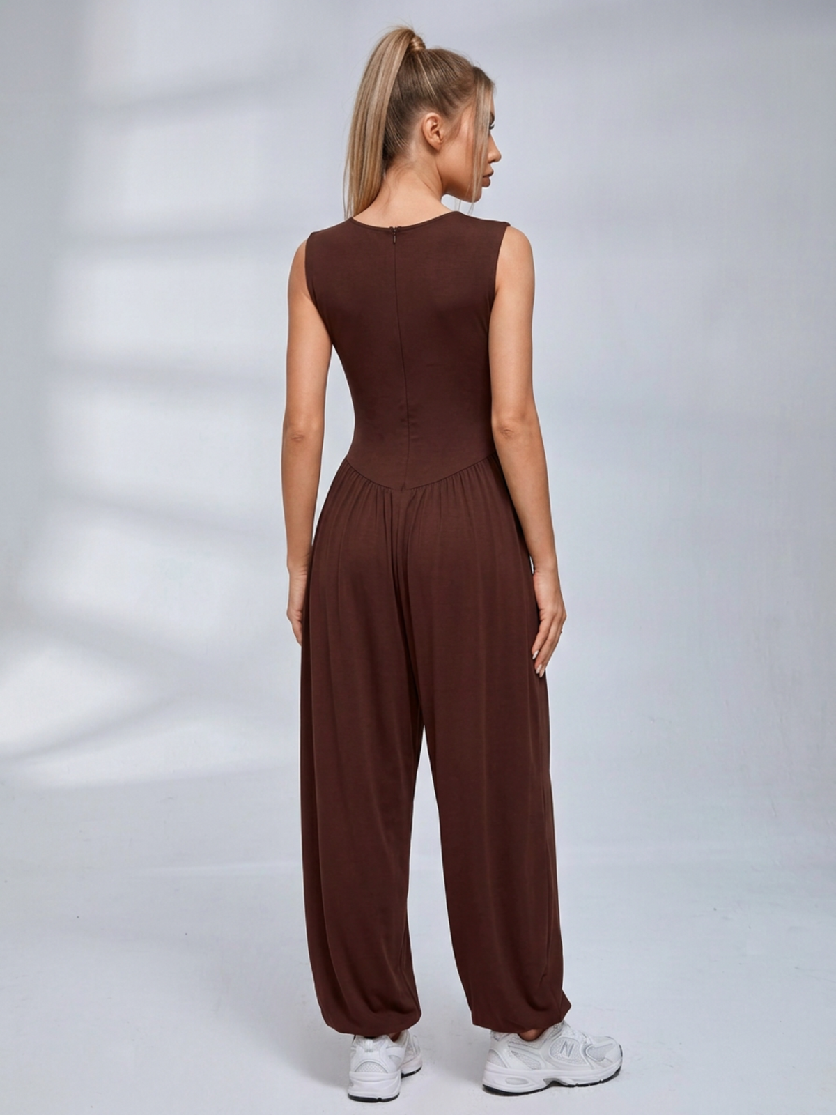 Stretchy Casual Sleeveless Long Jumpsuit