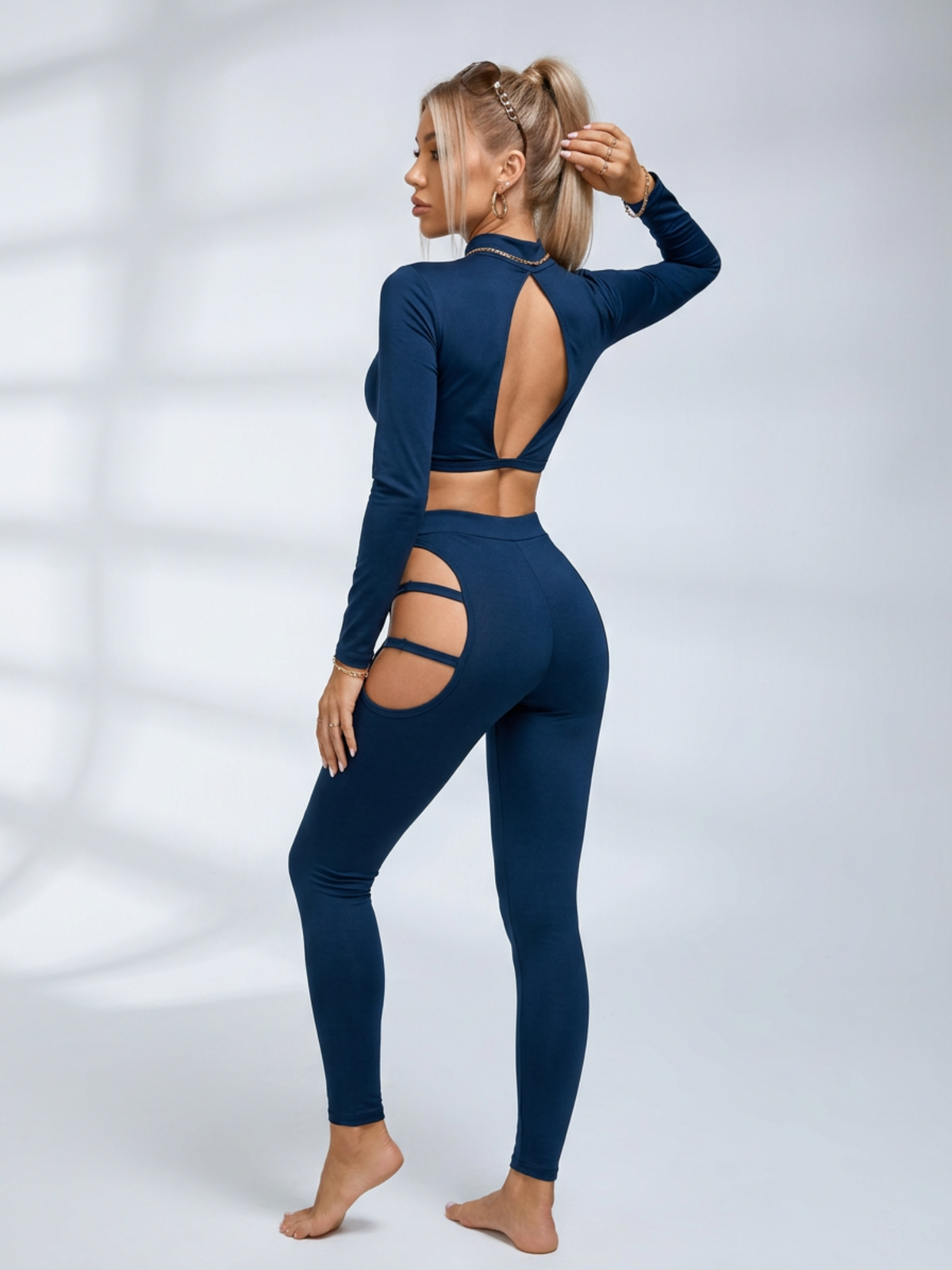 Cutout Long Sleeve Yoga 2 Piece Set
