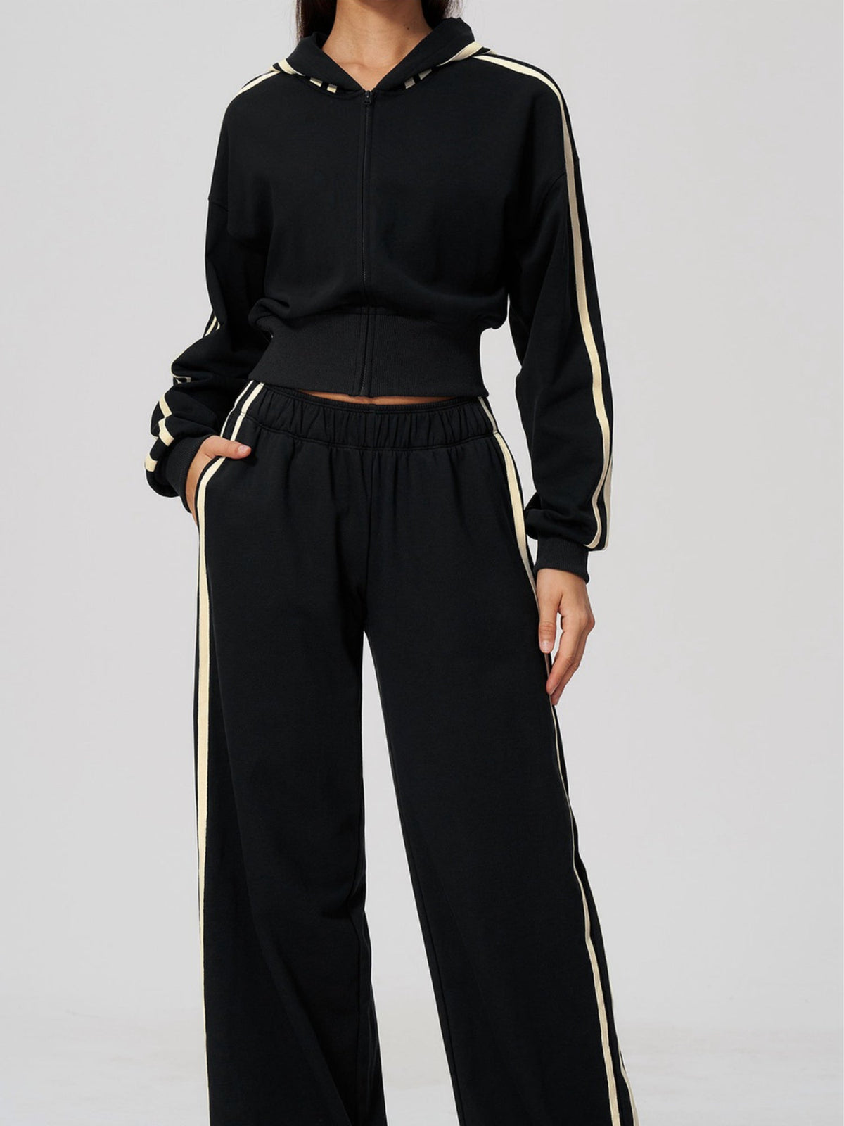 Women's Hooded Cropped Tracksuit with Wide-Leg Striped Trousers