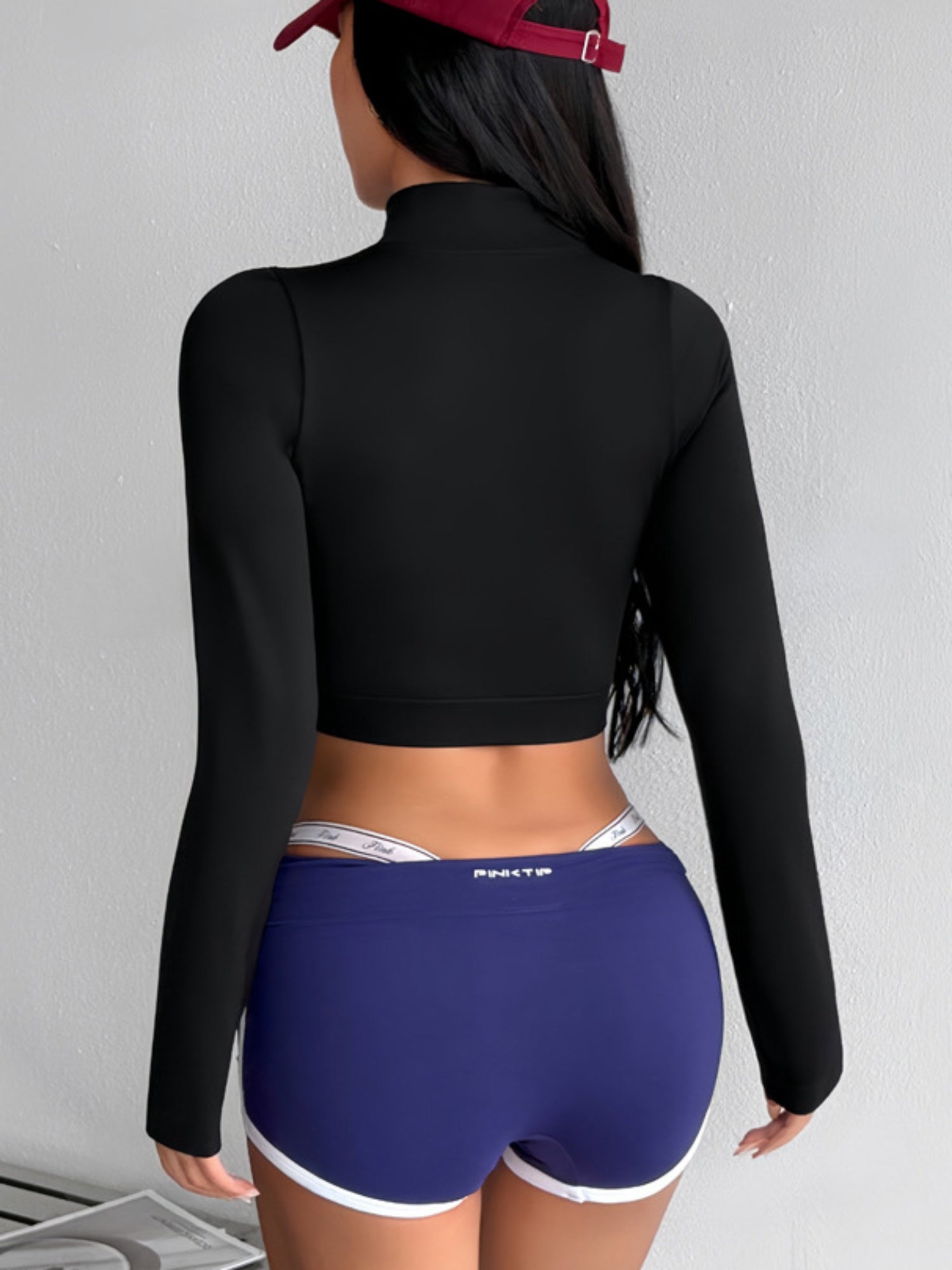 Contrast Line Stand Collar Zip Crop Workout Jacket