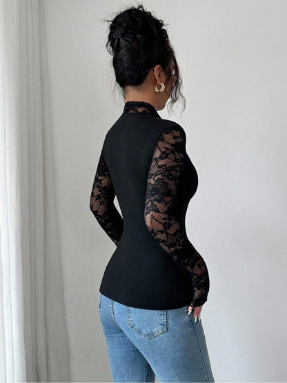 Lace Patchwork Sweetheart Neck Long Sleeve Knit Top