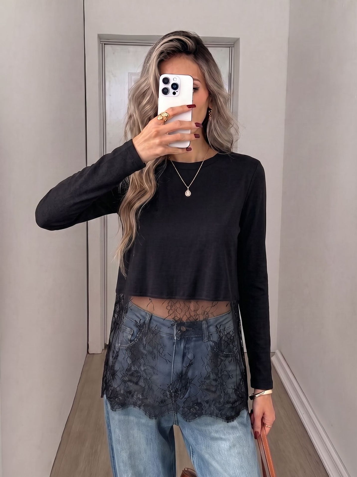 Lace Panel Cropped Long Sleeve T-Shirt