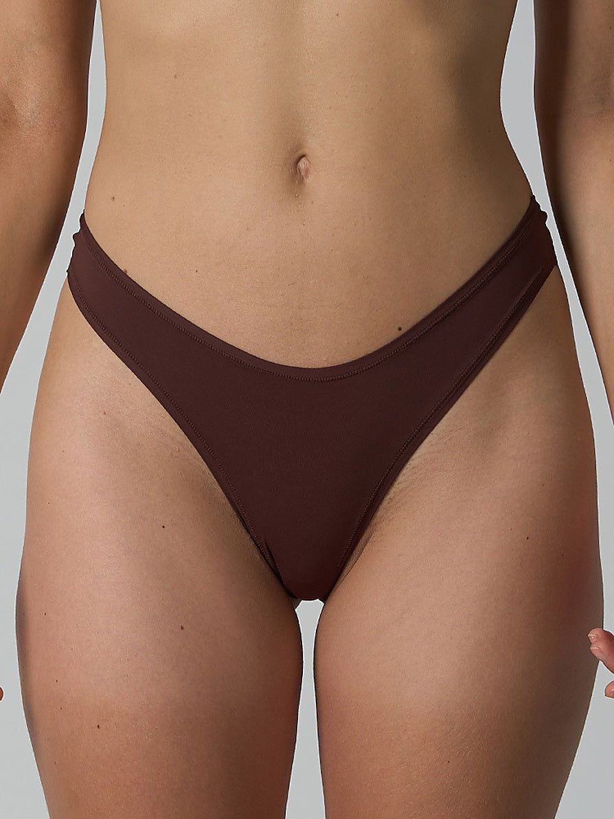 Low Rise Seamless Thong Panty