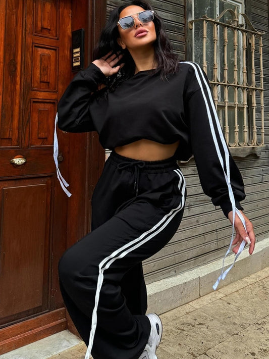 ZASUWA Female Contrast Color Stripes Pocket Casual Tracksuit