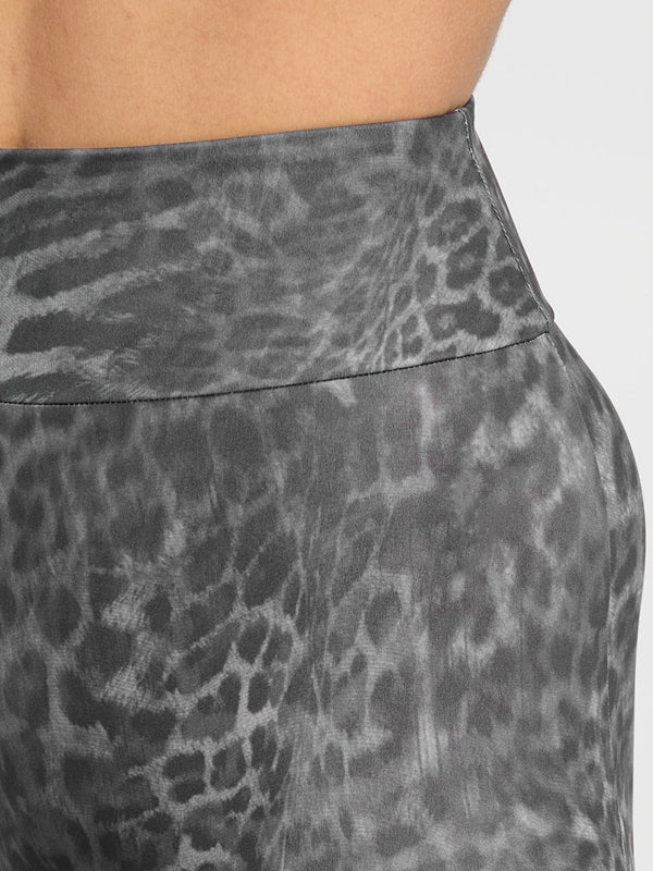 Leopard Print Scrunch Bum Leggings