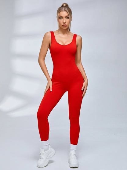 Gerippter Jumpsuit mit tiefem V-Rücken
