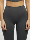 ZASUWA Female Super Twist Thumbhole Cropped Top