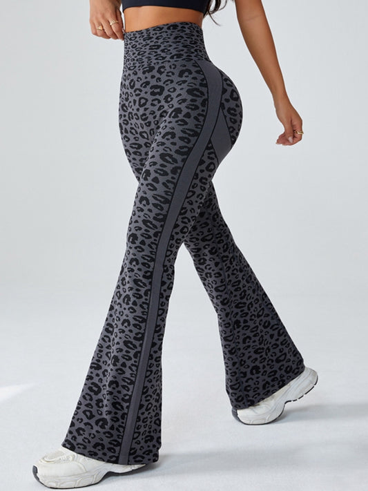 ZASUWA Female Seamless Leopard Print Flare Booty Leggings