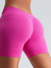 ZASUWA Female Deep V Back Scrunch Bum Leggings